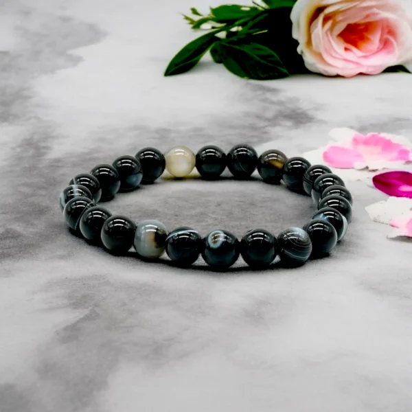 BLACK SULEMANI STONE BRACELET