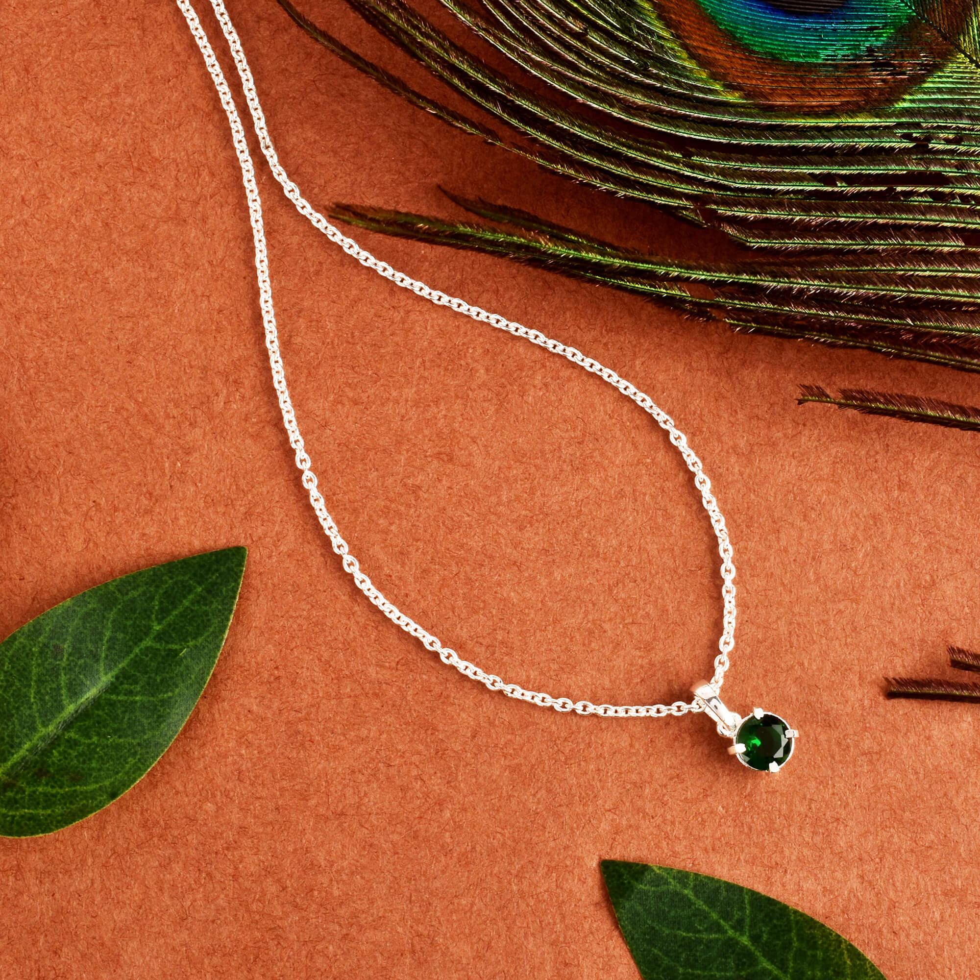 Silver Plated Emerald Necklace – Elegant Green Stone Pendant Chain for Women